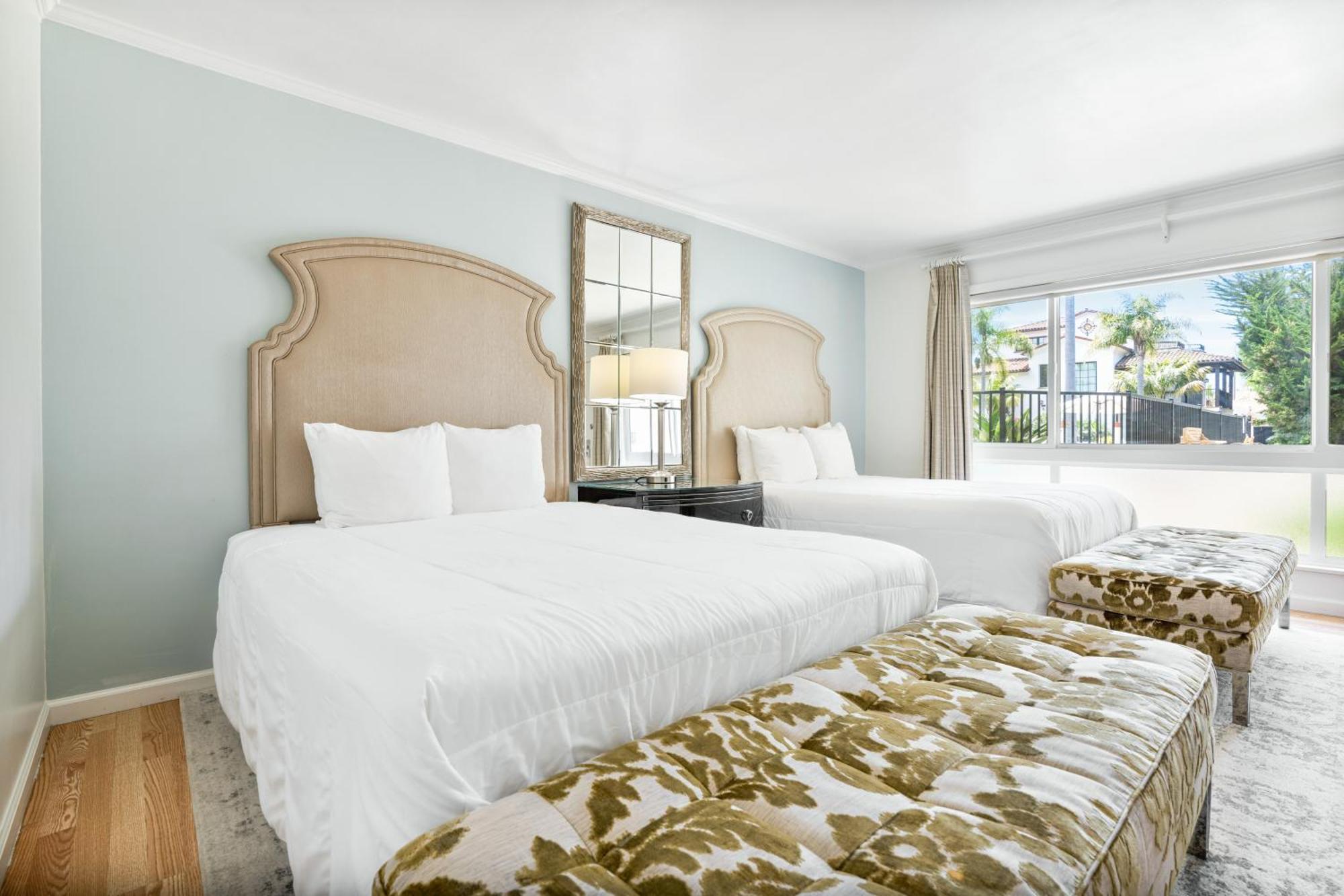 Pacific Crest Hotel Santa Barbara Exterior photo