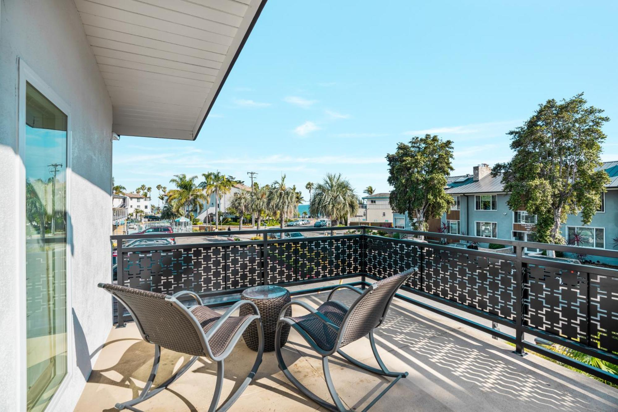 Pacific Crest Hotel Santa Barbara Exterior photo