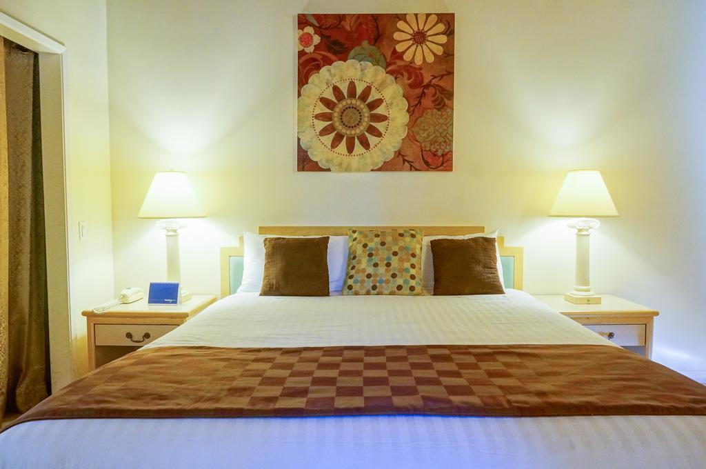 Pacific Crest Hotel Santa Barbara Room photo