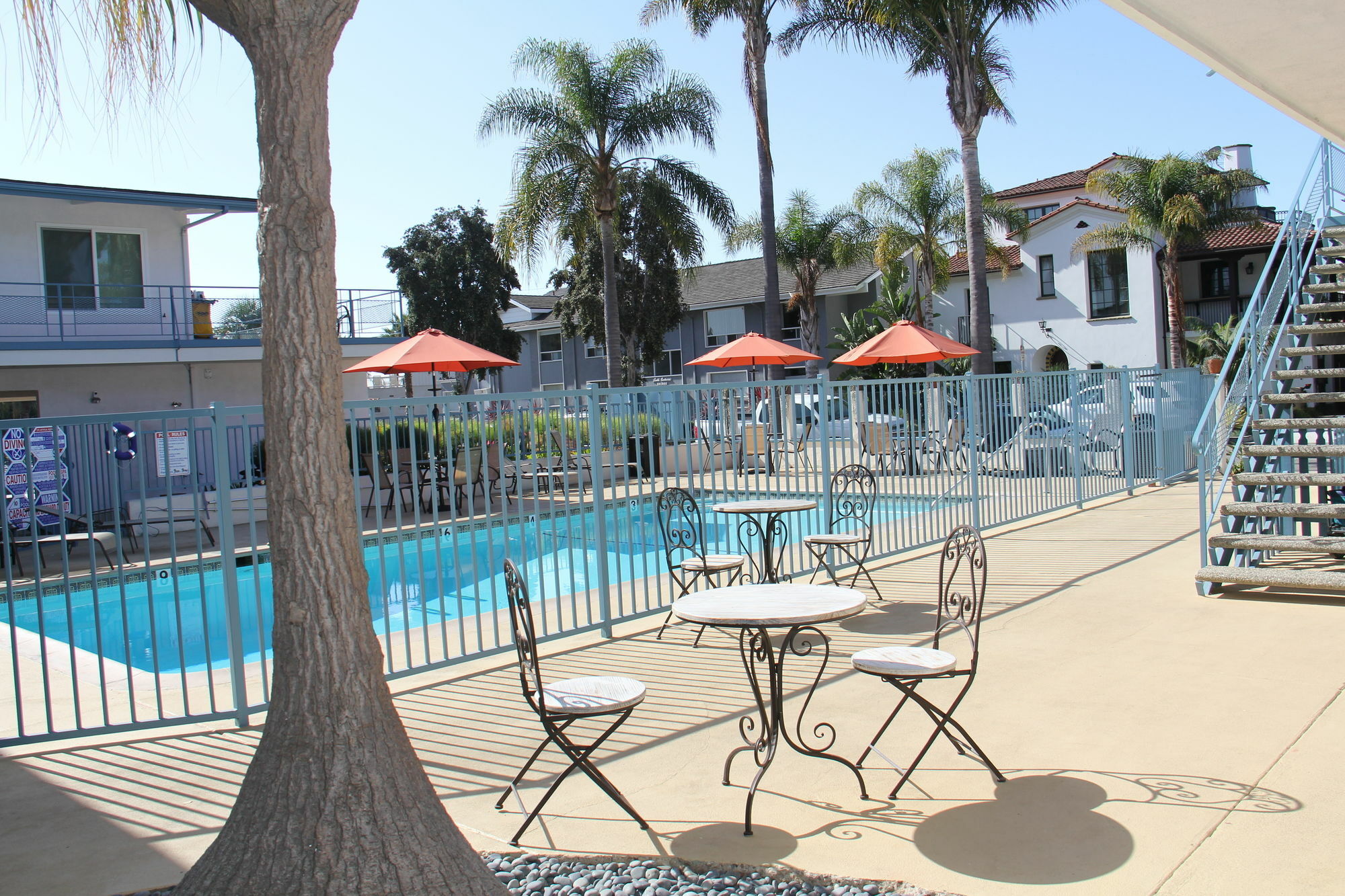 Pacific Crest Hotel Santa Barbara Exterior photo